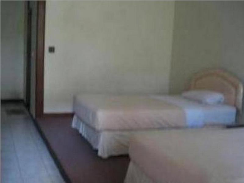 Hotel Janur Garden